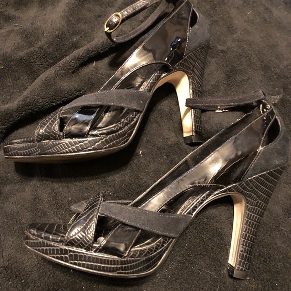 Ceccello Black open toe heels size 8 FREE WITH PURCHASE JUST BUNDLE - Picture 3 of 6